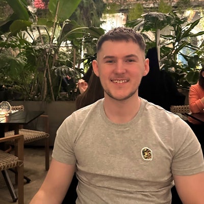 Looking for a single or double room!  Main Photo