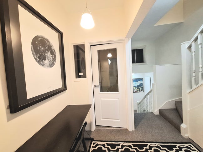 Spacious large double room near Notting Hill Main Photo