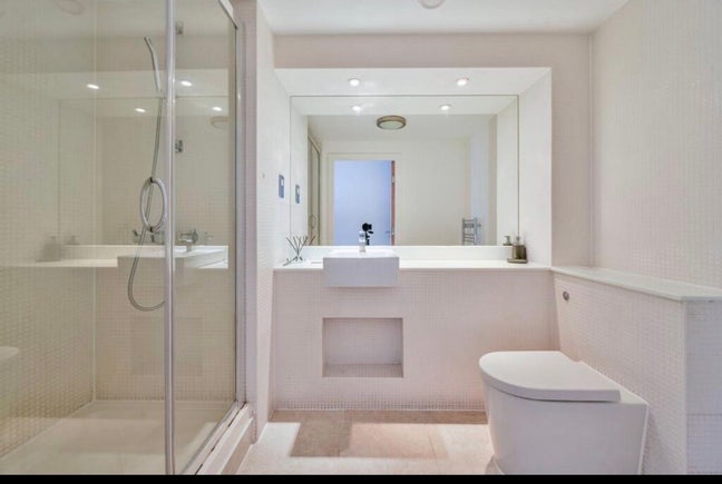 2 bed 2 Bathroom Apartment in Deptford Bridge Main Photo