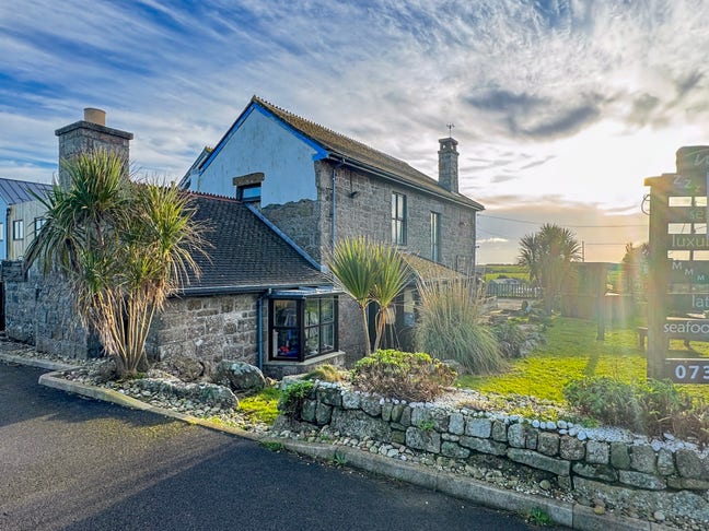  Luxury Ensuite Room Nr Beach,Sennen/Landsend  Main Photo