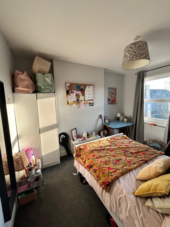 Double bedroom in Brixton  Main Photo