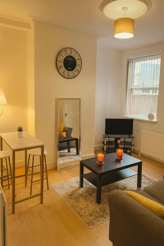 ✨Private Rooms in a 4-Bed House Share – Ashford St Main Photo