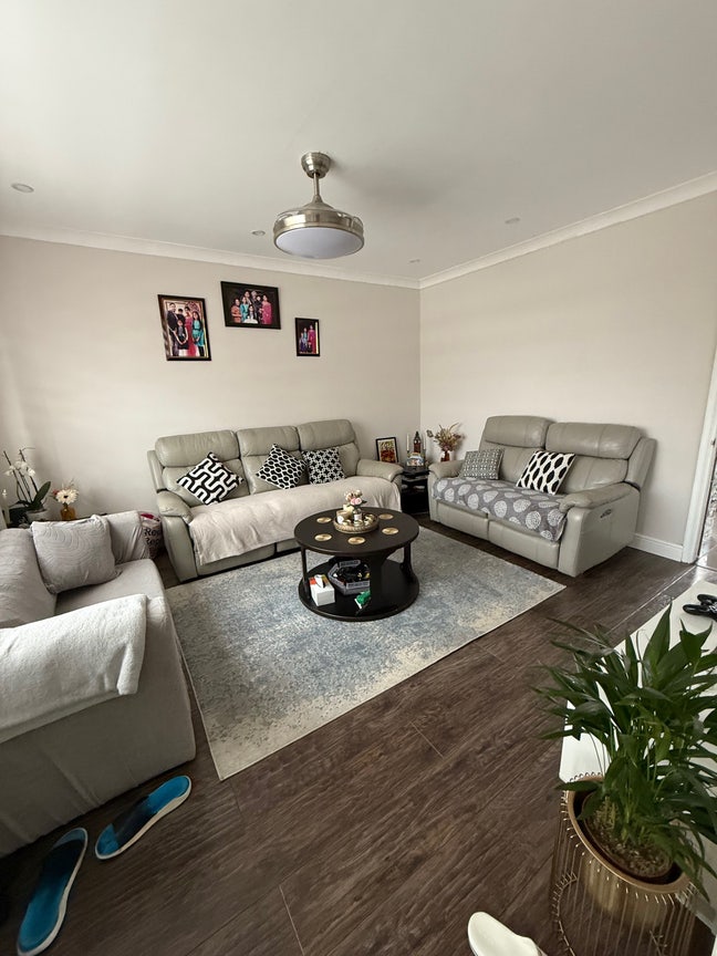 3 Bed House in Langley Main Photo