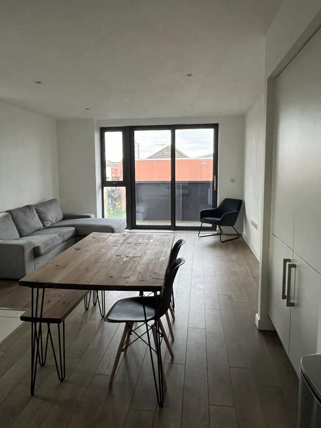 Moder appartment  Main Photo