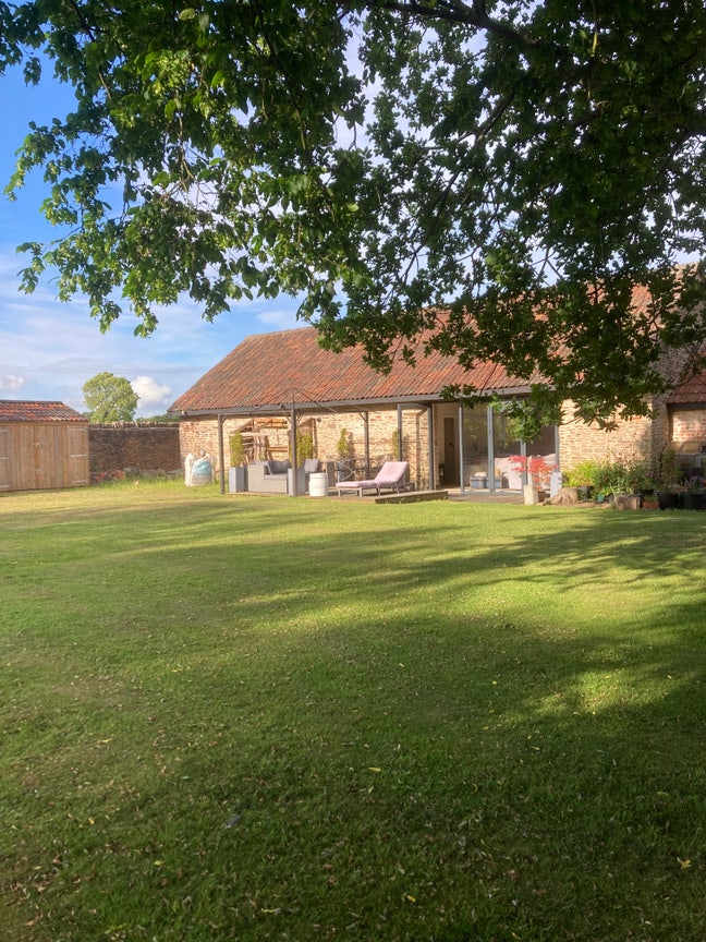 King Size Rooms in a Spacious Barn Conversion Main Photo