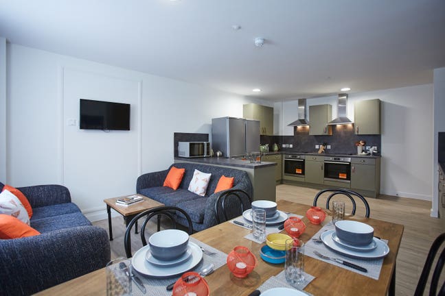 Room For Tenancy Takeover in Mannequin House Main Photo