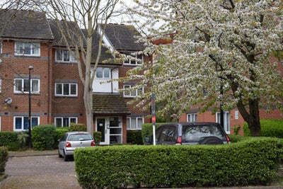 Spacious one bed flat near Bermondsey Spa Main Photo