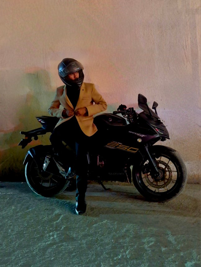 I am a male student aged 22. I am looking for... Main Photo