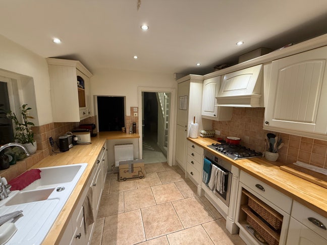 Db bedroom in beautiful House Cottage style  Main Photo