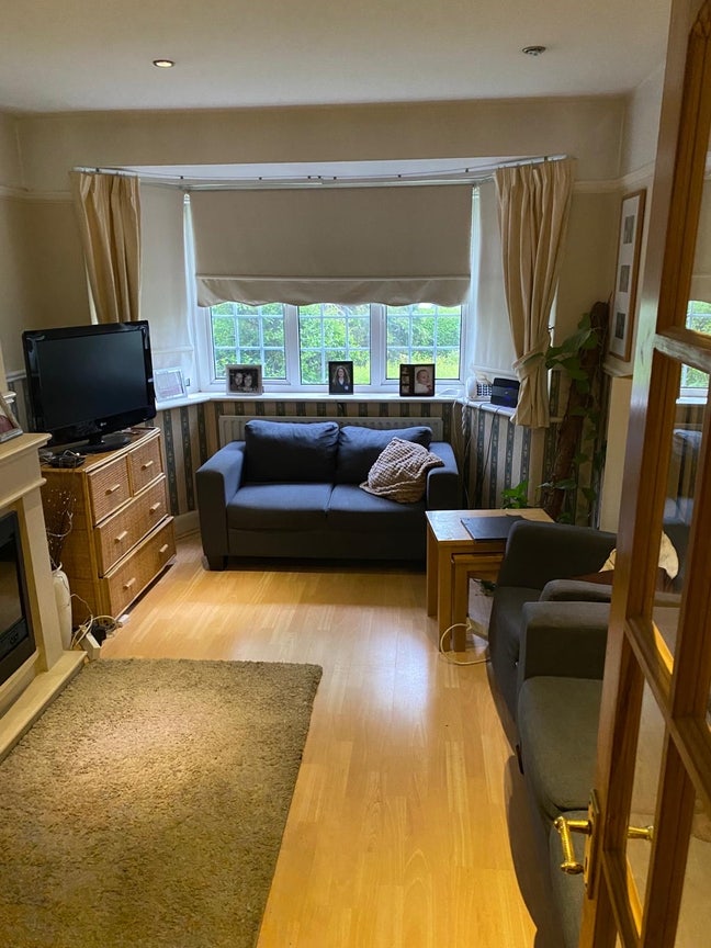 Single room Main Photo