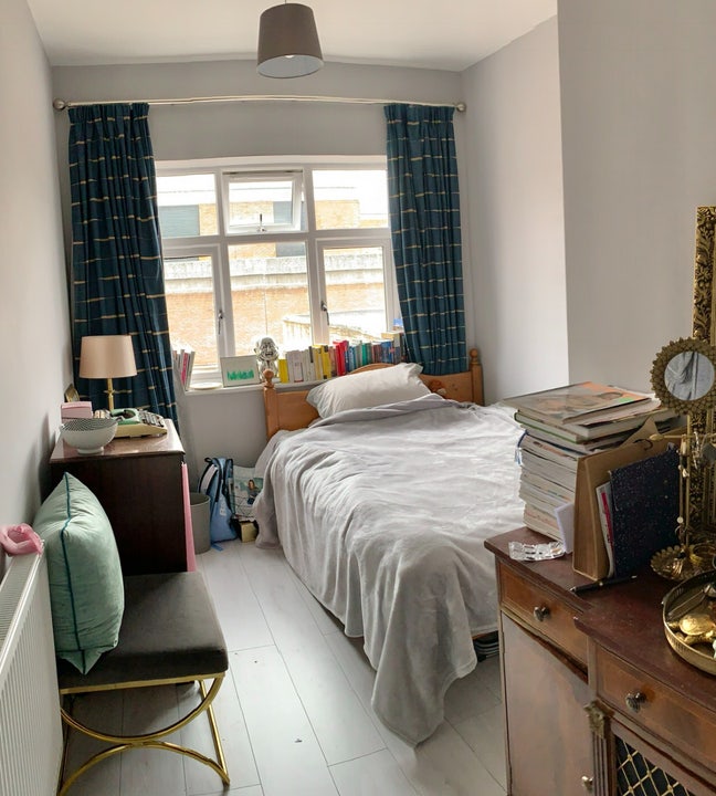 Beautiful Double Room near High Street Main Photo