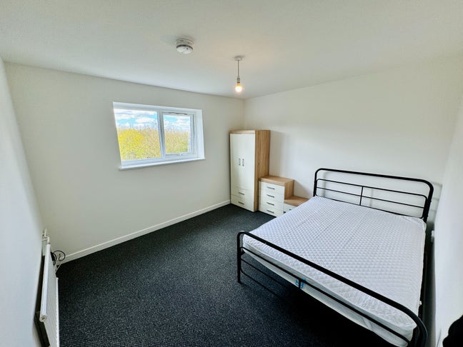 ✨ Bright Rooms Bretton – Clean + Friendly Main Photo