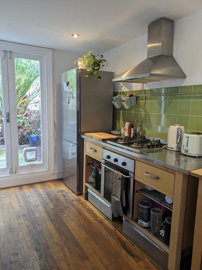 Bedroom in stokey / Dalston  Main Photo