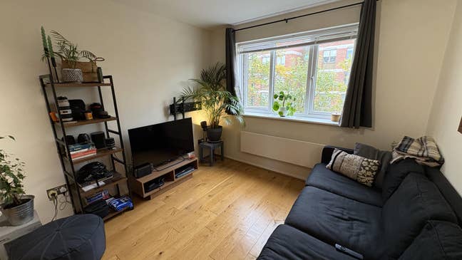 Beautiful apatment in Leytonsone village -  Main Photo