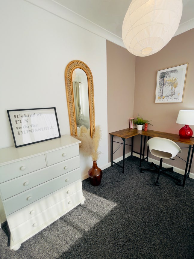 Bright Double Rooms Opposite Solent University Main Photo