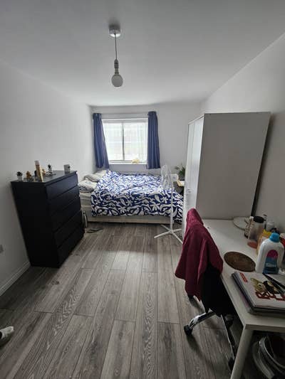 Luxury House Tower Bridge/ Hill 1050 Massive Room  Main Photo