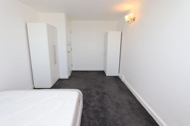 3 Lovely Rooms Accessible to Paddington/Kingscross Main Photo