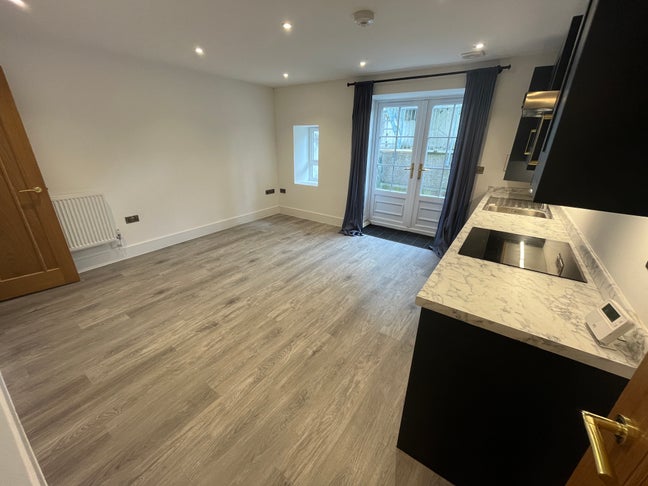 Brand New One-Bedroom Apartment in popular Windmil Main Photo