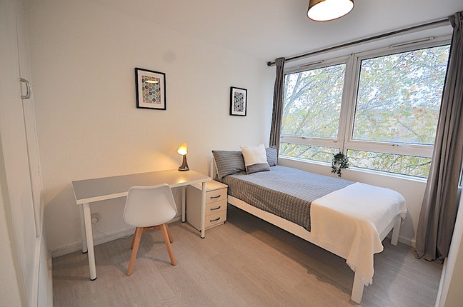 **Rent Inc All Bills Double Room NW1** Main Photo