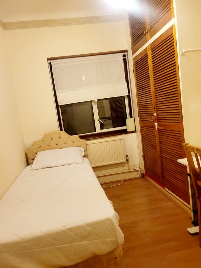 Single Room in New Malden Main Photo