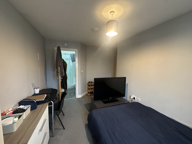 Large Double Ensuite Room- Horfield Main Photo