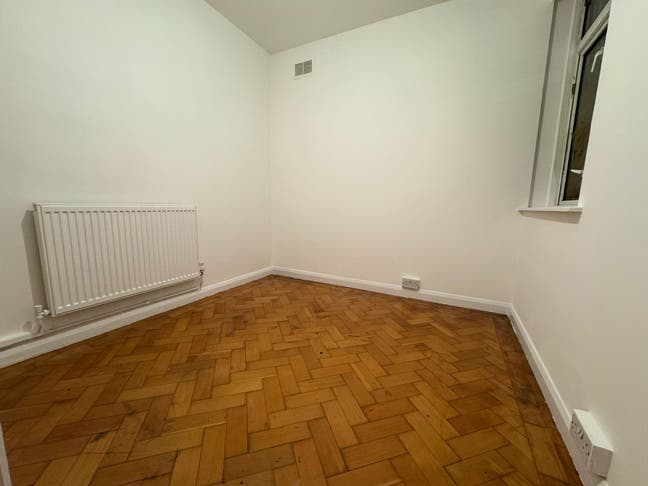 🏠3 Double Rooms – Leytonstone E11 - View Now! 🌟 Main Photo