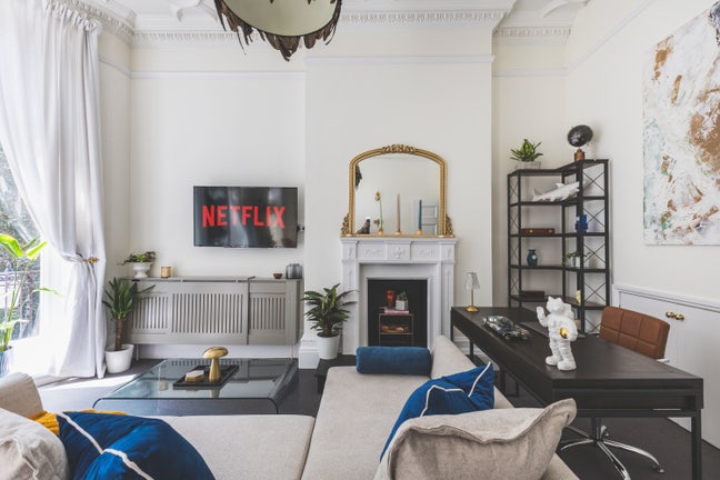 Luxury short term flat right by Hyde Park  Main Photo