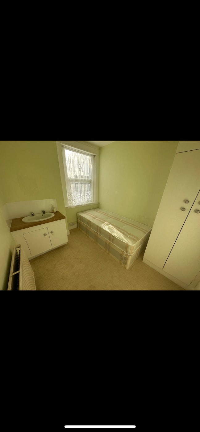 Single Room Garden House in Willesden Green Main Photo