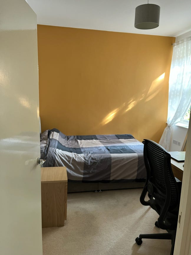 Double room close to station and city centre  Main Photo