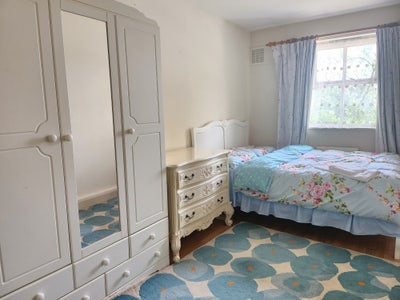 Double Bedroom Available Main Photo