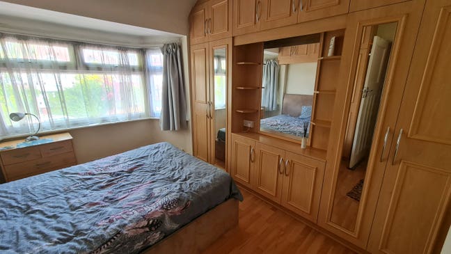 Great Peaceful Home Fast Links Central London Main Photo