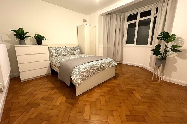 🏠3 Double Rooms – Leytonstone E11 - View Now! 🌟 Main Photo