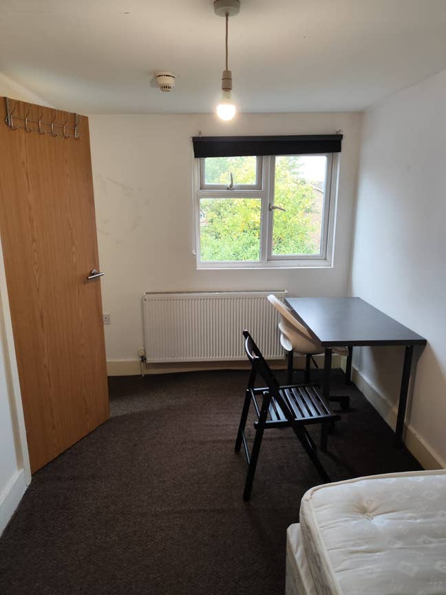 Double Extra large DSS Welcome Furnished Only £600 Main Photo