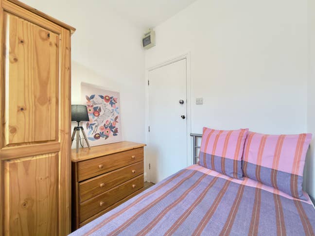 Stanmore: Cosy Single Room in Clean Friendly Flat Main Photo