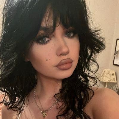 Looking for central flat:) Main Photo