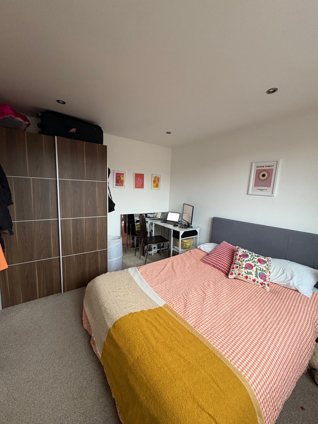 Sublet - Mile end e3 Main Photo