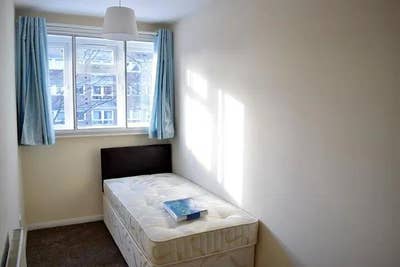 Room available  Main Photo