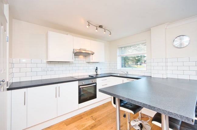 Modern One-Bed Home in Hertfordshire, Wormley Main Photo