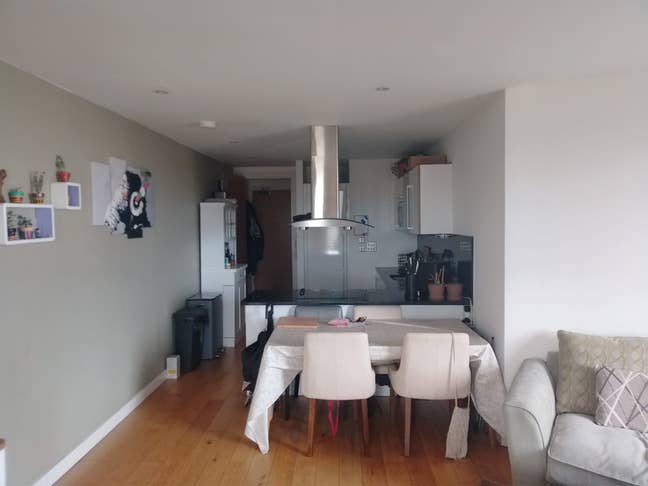 Double room with own bathroom near East Croydon  Main Photo