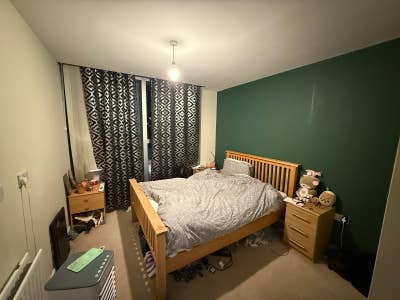 Spacious Double Room with Ensuite-Ideal for Couple Main Photo