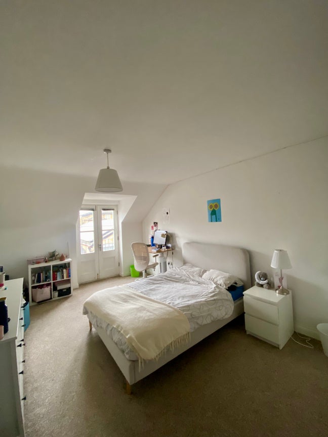 Huge Double Room - Walthamstow Village 🏡 Main Photo