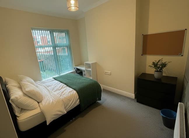 Modern house share, all bills included Main Photo