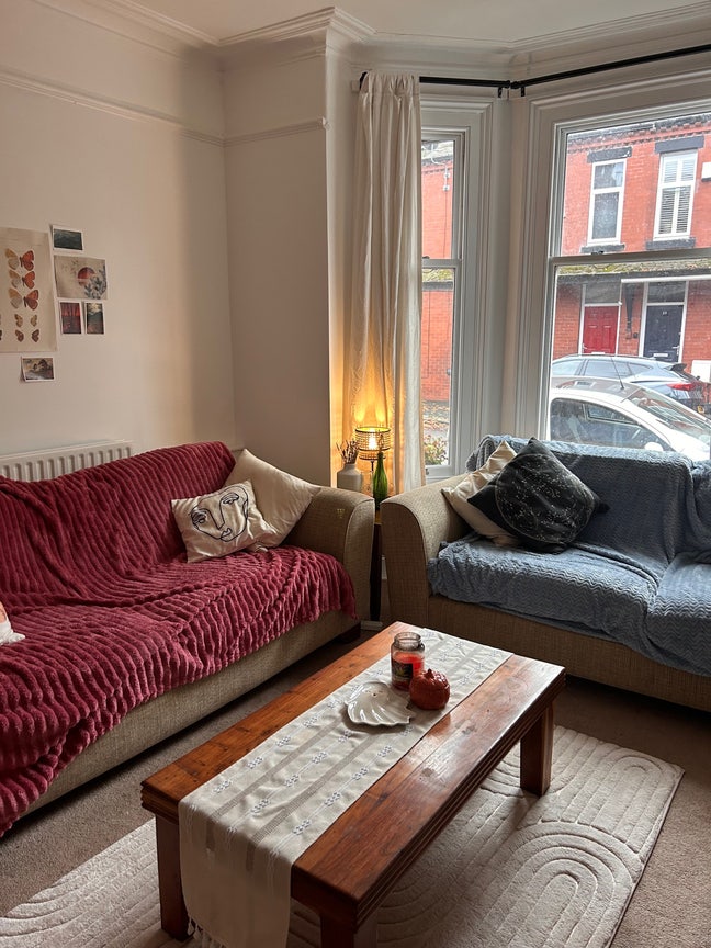 Room in Cosy Didsbury House! Main Photo