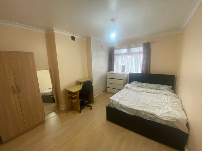 Double Room for Rent Main Photo