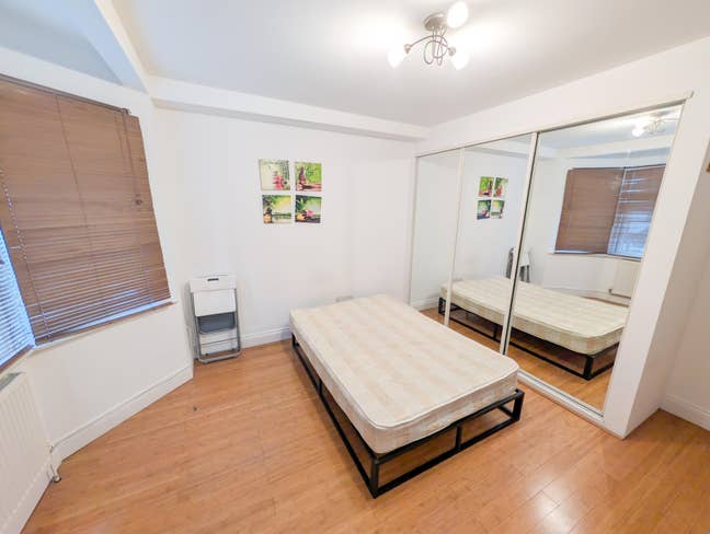 ✨ Bright Double Room in Hendon ✨ Main Photo