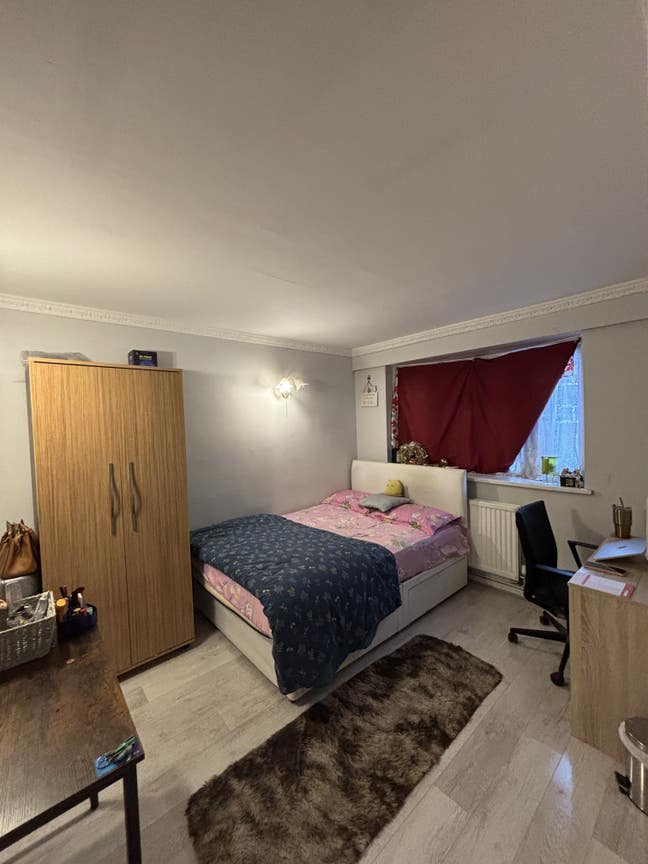 Double room available at E13, near Stratford  Main Photo