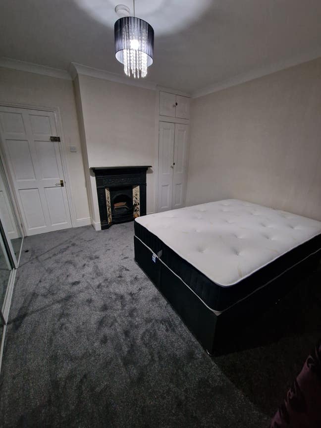 Double Room to Rent, Chatham ME4 5NY. Main Photo