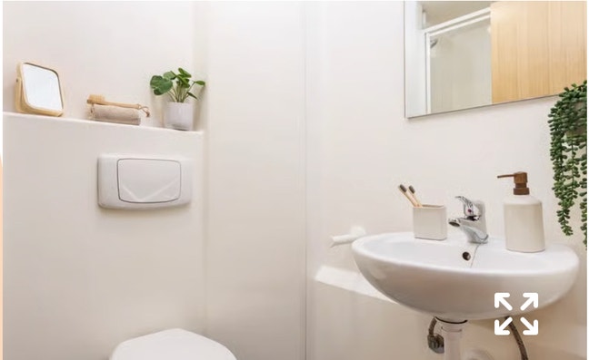 Classic En Suite room to rent  Main Photo