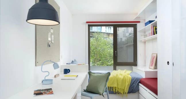 Modern En-Suite Room Available in Wembley Park Main Photo