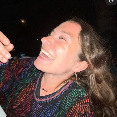 Looking for a home Main Photo